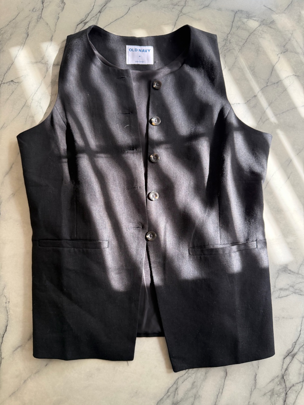 Old Navy Women’s Black Button-Front Vest